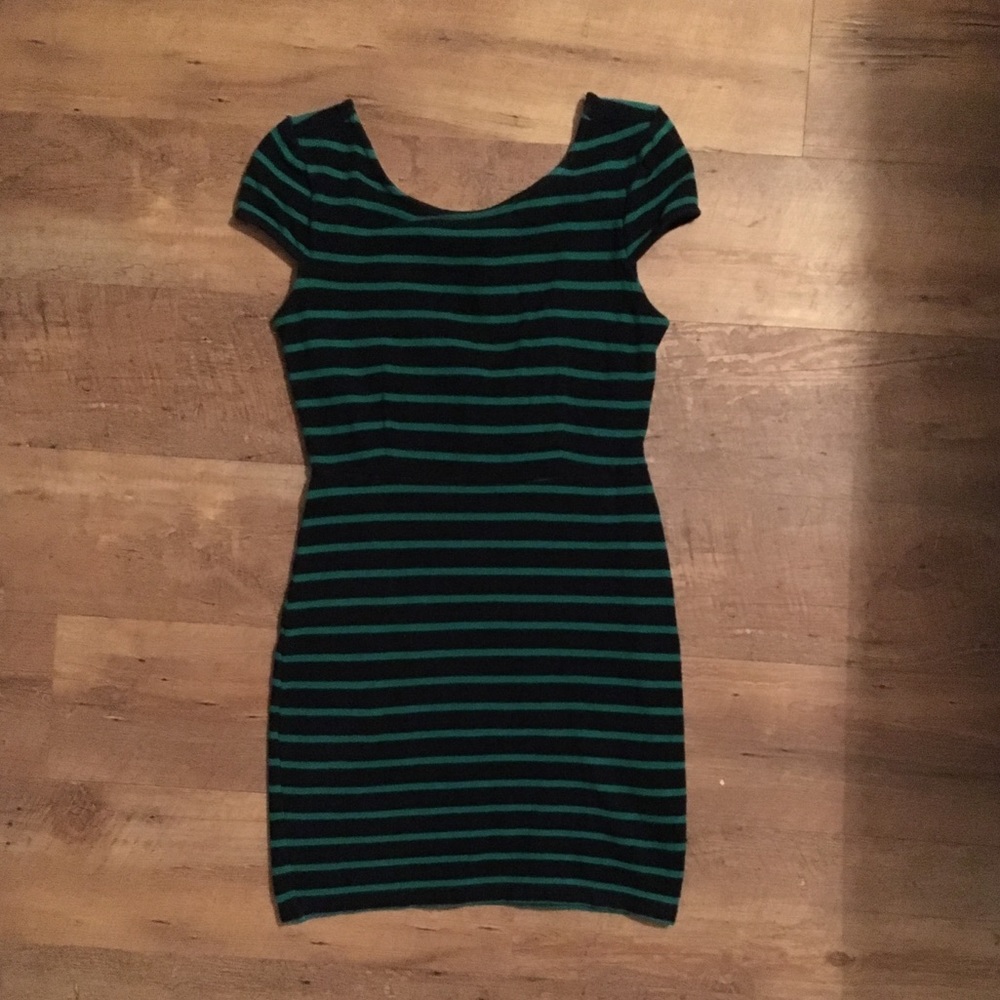 Navy & Green Fitted Mini